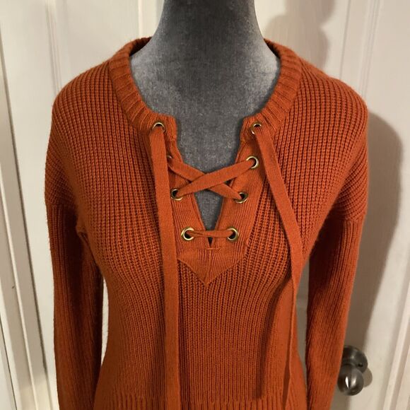 Say What Sweater Women’s Size Small Orange V Neck Tied Long Sleeve Pullover - Picture 3 of 9